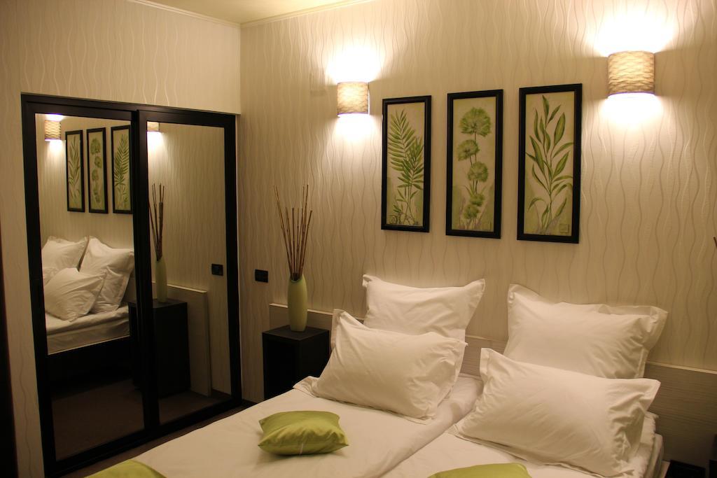 Enigma Pension Targu Jiu Room photo